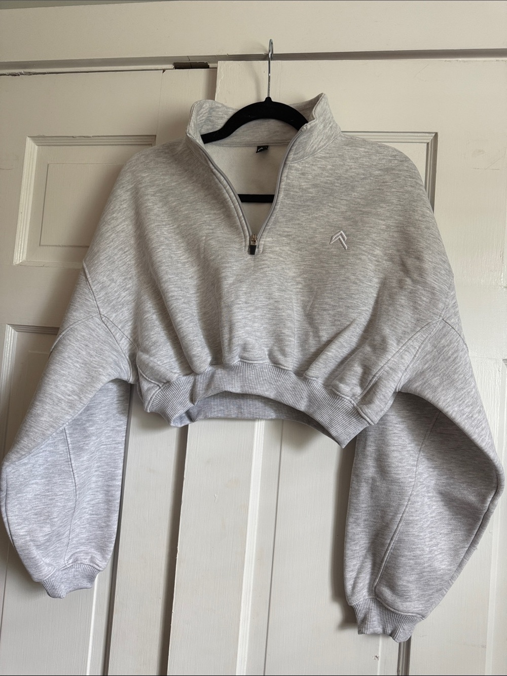 Oner Active Light Gray Cropped Quarter-Zip Sweatshirt